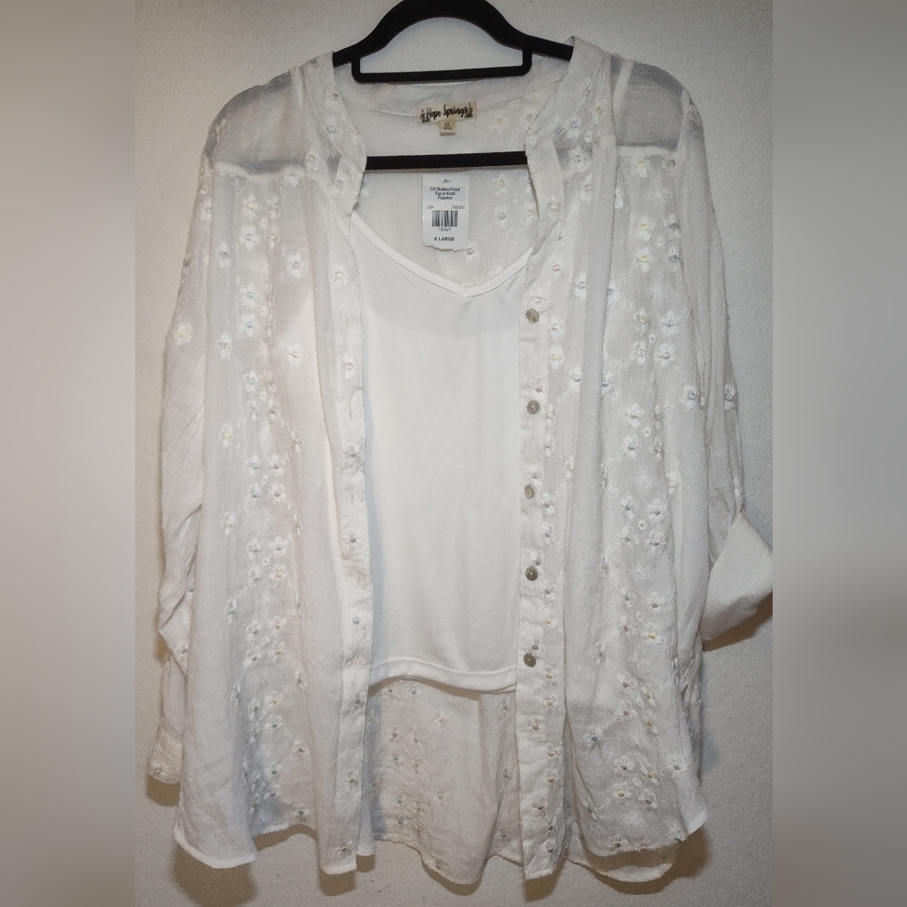 Hope Springs White Floral Long Sleeves 3/4" Sleeve Button Down XL Shirt